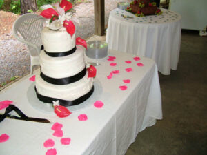 Flower Arrangement 3-tier Wedding Cake